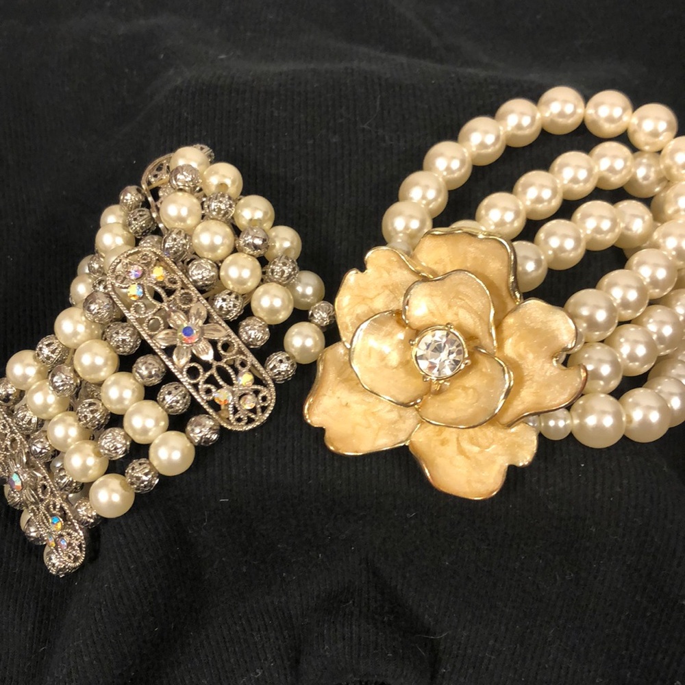 Two pearl bracelets